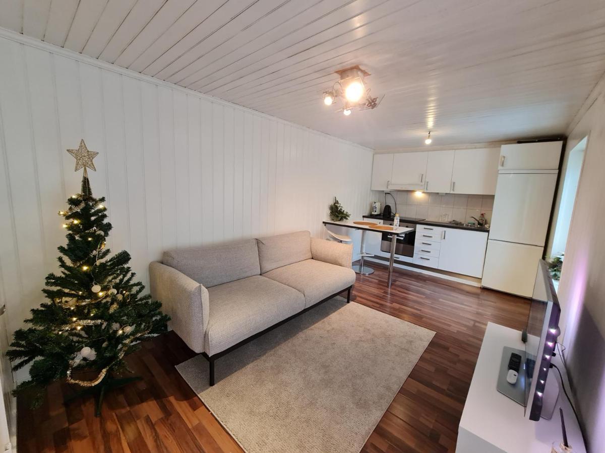 Cozy Apartment In The City Center Of Strömstad Exterior foto